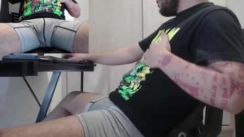 Saat online show from November 2025 12:27:02 AM