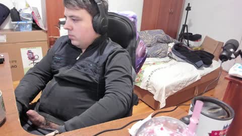 1141323  my Lord Mister Max   moms treasure online show from December 2024 04:49:02 AM