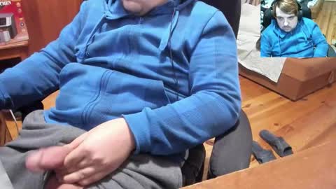 1141323  my Lord Mister Max   moms treasure online show from October 2025 06:35:02 PM