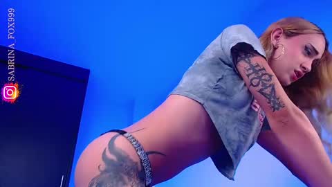 sabrina fox online show from February 2025 06:01:02 AM