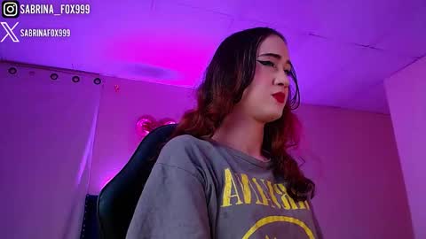 sabrina fox online show from February 2026 05:06:02 AM