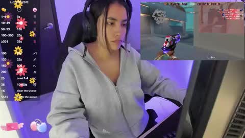 Angie  online show from November 2025 04:42:02 PM