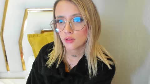 . Sabrina Cole . online show from January 2025 06:12:01 AM