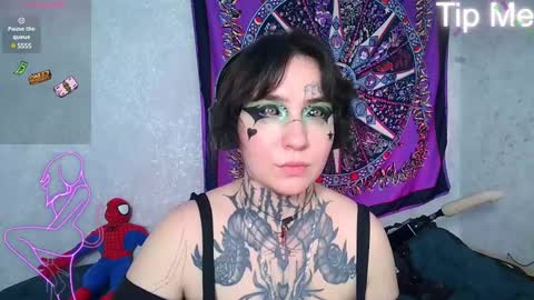 Snapshot of sabrina_raiders_666 chatting on January 2025 08:00:01 AM Lilith Solar online show from January 2025 08:00:01 AM