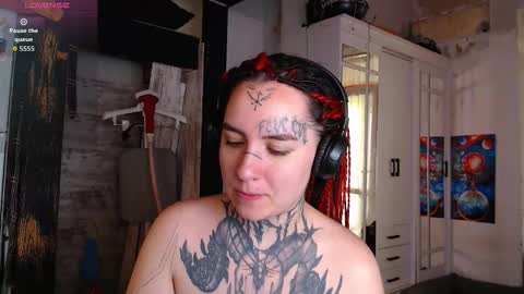 Snapshot of sabrina_raiders_666 chatting on November 2025 10:35:02 AM Lilith Solar online show from November 2025 10:35:02 AM