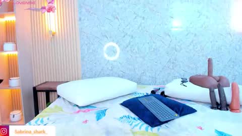 Sabrina Shark online show from October 2025 02:47:02 AM