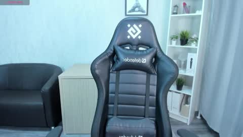 GMT7TueWedThuFriSatSun 0100am-0700am online show from January 2025 09:19:01 PM