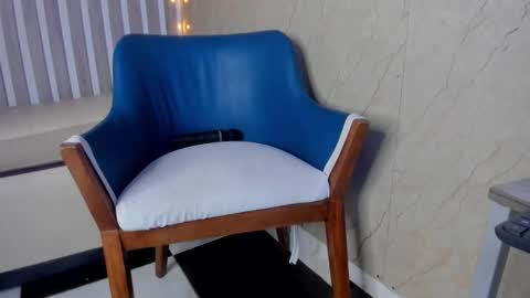 mariana  online show from January 2025 12:22:01 AM