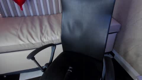 mariana  online show from February 2025 02:28:02 AM