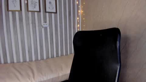 mariana  online show from February 2025 02:24:02 AM