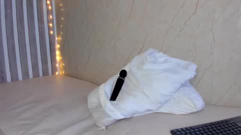 mariana  online show from February 2025 02:03:02 AM