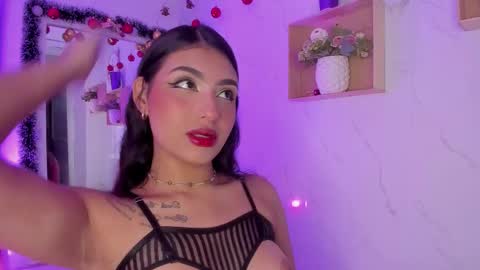 mariana  online show from November 2025 06:39:03 AM