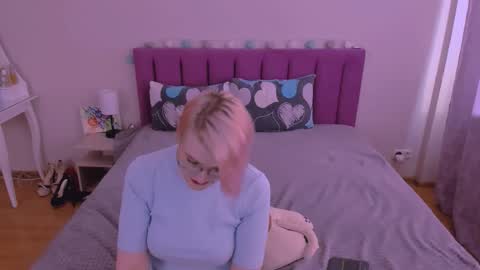 Snapshot of sabrinamacmarren chatting on February 2026 09:38:01 AM Sabrina MacMarren online show from February 2026 09:38:01 AM