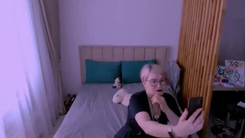 Snapshot of sabrinamacmarren chatting on February 2026 11:11:01 AM Sabrina MacMarren online show from February 2026 11:11:01 AM