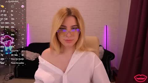 Sabrina online show from March 2025 05:05:02 AM