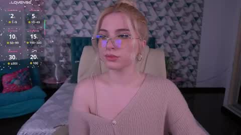 Sabrina online show from May 2026 06:09:02 AM