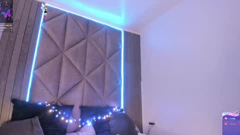 S A B R I N A  online show from March 2025 05:38:02 PM