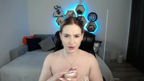 Sabrina Violet online show from March 2025 09:07:02 AM