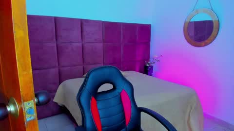 sac___miuller online show from April 2026 09:19:01 AM