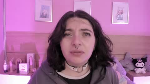 Ig  online show from February 2025 12:28:01 PM