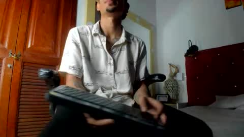 Sack online show from December 2025 08:35:01 PM