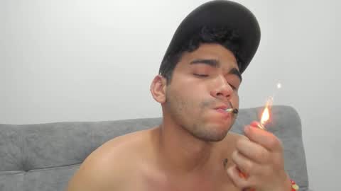 Sack online show from November 2025 10:37:01 PM