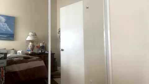 R online show from February 2025 05:07:01 PM