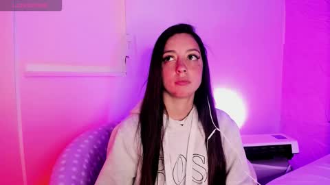    online show from November 2025 02:02:01 AM