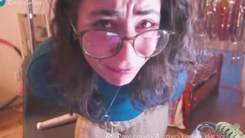 Snapshot of safaeri chatting on December 2024 09:22:01 PM Safa online show from December 2024 09:22:01 PM