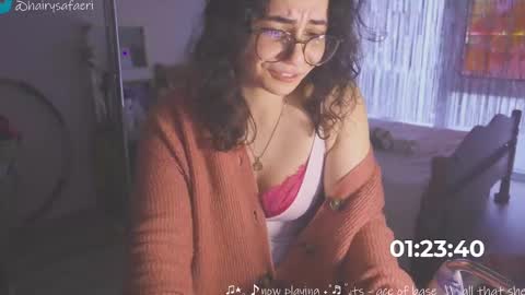 Snapshot of safaeri chatting on January 2025 09:48:02 PM Safa online show from January 2025 09:48:02 PM