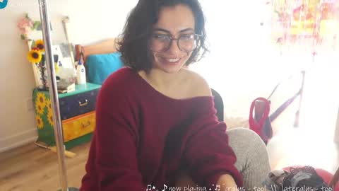 Snapshot of safaeri chatting on February 2025 04:14:01 PM Safa online show from February 2025 04:14:01 PM