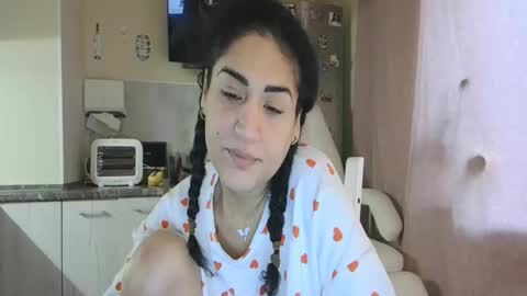 Queen online show from November 2025 10:15:01 AM