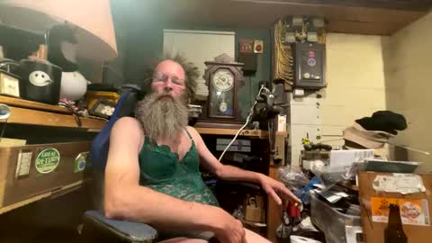 safety_fist online show from January 2025 11:15:01 PM