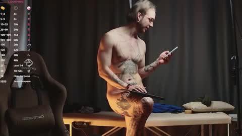 Adam online show from February 2025 07:35:01 AM