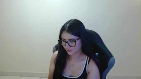 Sahaliefox  online show from March 2026 03:27:01 PM