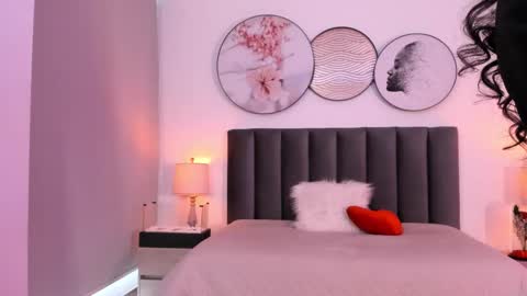 Sahara Garcia online show from September 2025 07:02:02 PM