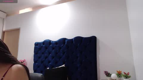 Sahori online show from November 2025 02:41:01 PM