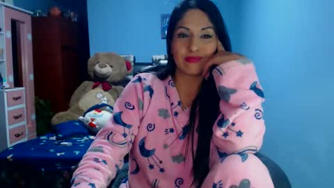 Snapshot of sahotlove1 chatting on February 2026 06:01:02 AM Karina online show from February 2026 06:01:02 AM