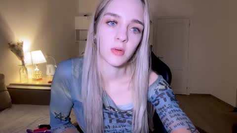 Snapshot of sailormoon666_ chatting on February 2025 05:06:01 PM Sofia online show from February 2025 05:06:01 PM