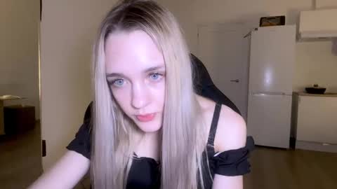 Snapshot of sailormoon666_ chatting on March 2025 08:38:02 PM Sofia online show from March 2025 08:38:02 PM