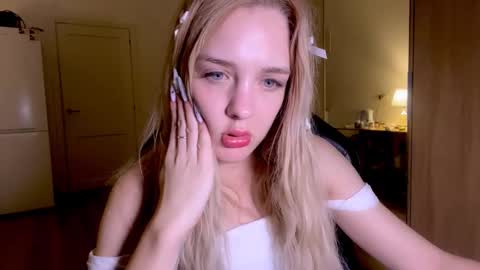 Snapshot of sailormoon666_ chatting on October 2025 06:26:02 PM Sofia online show from October 2025 06:26:02 PM