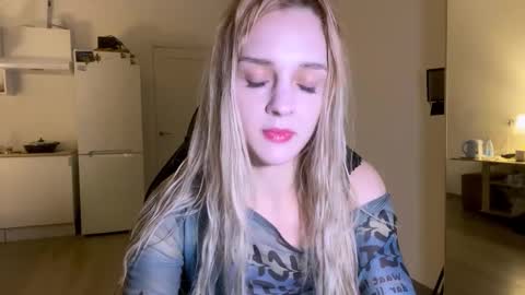 Snapshot of sailormoon666_ chatting on November 2025 09:58:01 PM Sofia online show from November 2025 09:58:01 PM