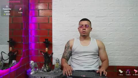 sainix_ online show from February 2026 02:50:02 AM