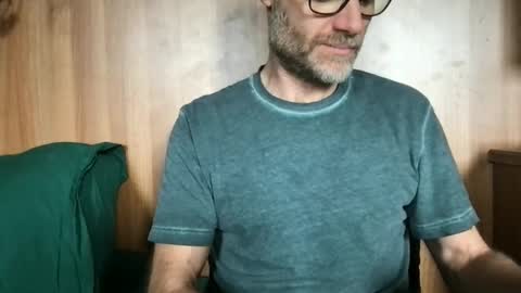 Snapshot of saint009 chatting on June 2026 01:06:02 PM saint009 online show from June 2026 01:06:02 PM