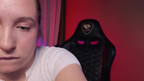 saint__vicious online show from October 2025 08:43:02 PM