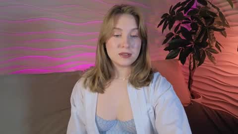 saint__vicious online show from June 2026 08:14:02 PM