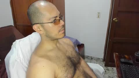 saintedy01 online show from February 2025 01:32:01 PM