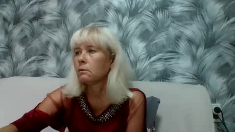 sakura_blonde online show from September 2025 10:31:02 AM