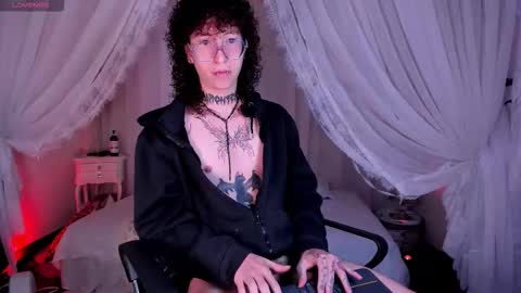 Sam online show from February 2026 05:08:01 PM