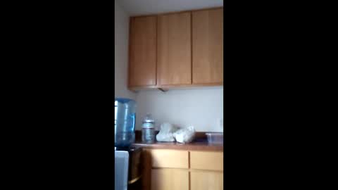 salis1981 online show from April 2026 11:02:02 PM